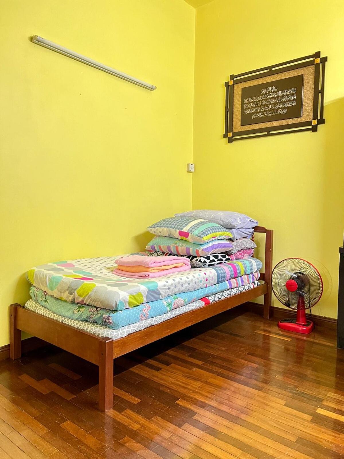 Rini Utama Homestay 스쿠다이 외부 사진